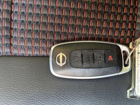 Used 2026 Nissan Kicks SR FWD image 20