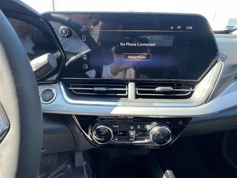 New 2026 Chevrolet Trax LT w/ Driver Confidence Package image 13