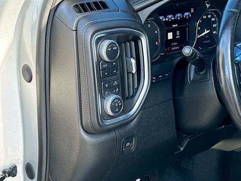 Used 2020 GMC Sierra 2500 Denali w/ Denali Ultimate Package image 10
