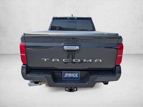 Used 2025 Toyota Tacoma Limited AWD/4WD image 7