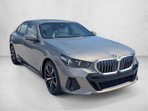 New 2027 BMW 530i w/ M Sport Package RWD image 6