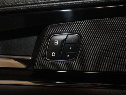 Used 2023 Lincoln Nautilus AWD w/ Premium Package image 10