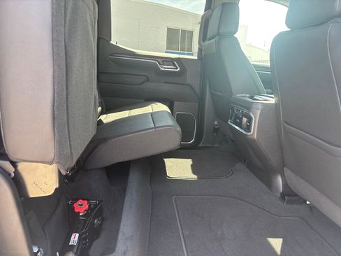 Used 2025 GMC Sierra 1500 SLT w/ SLT Premium Plus Package AWD/4WD image 40