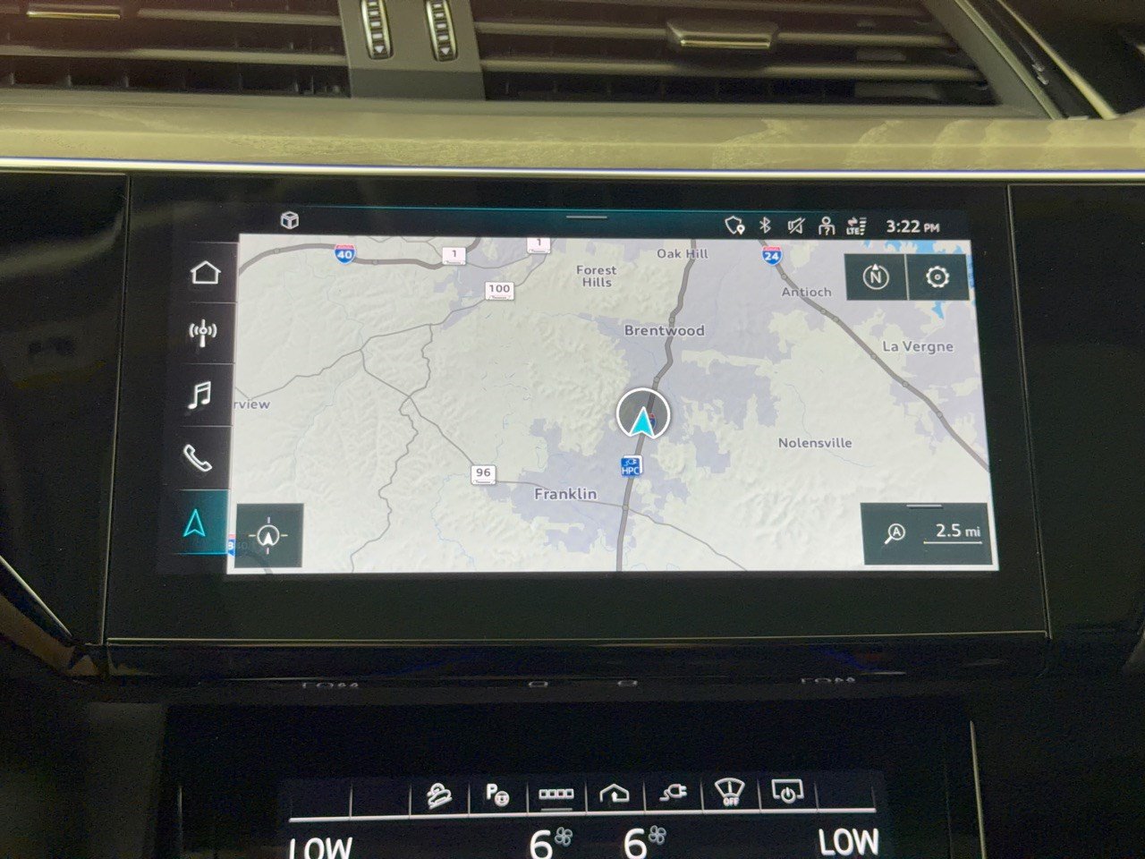 Used 2024 Audi Q8 e-tron Prestige AWD/4WD image 23