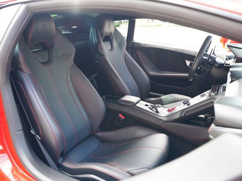 Used 2019 Lamborghini Huracan LP 580-2 image 11