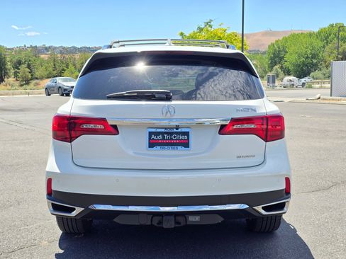 Used 2020 Acura MDX SH-AWD w/ Technology Package image 5