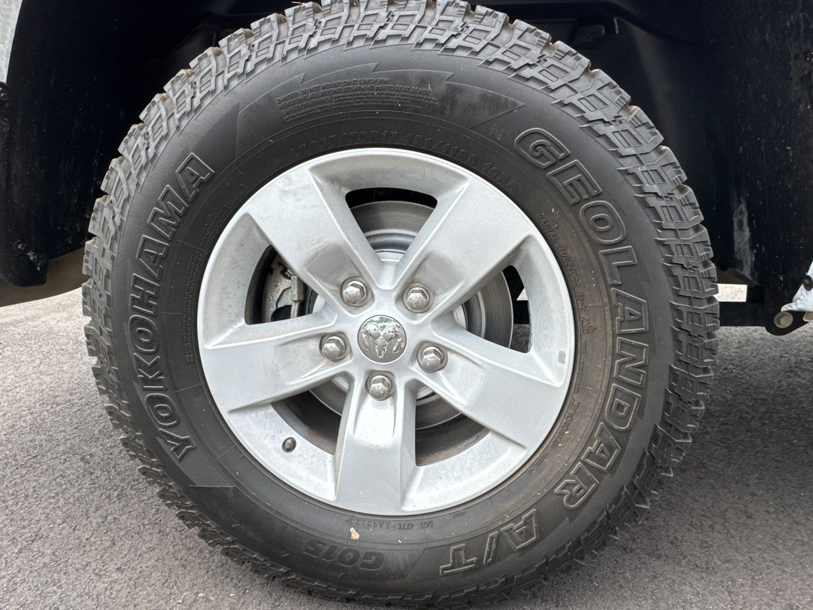 Used 2022 RAM 1500 Classic SLT w/ Electronics Group AWD/4WD image 18