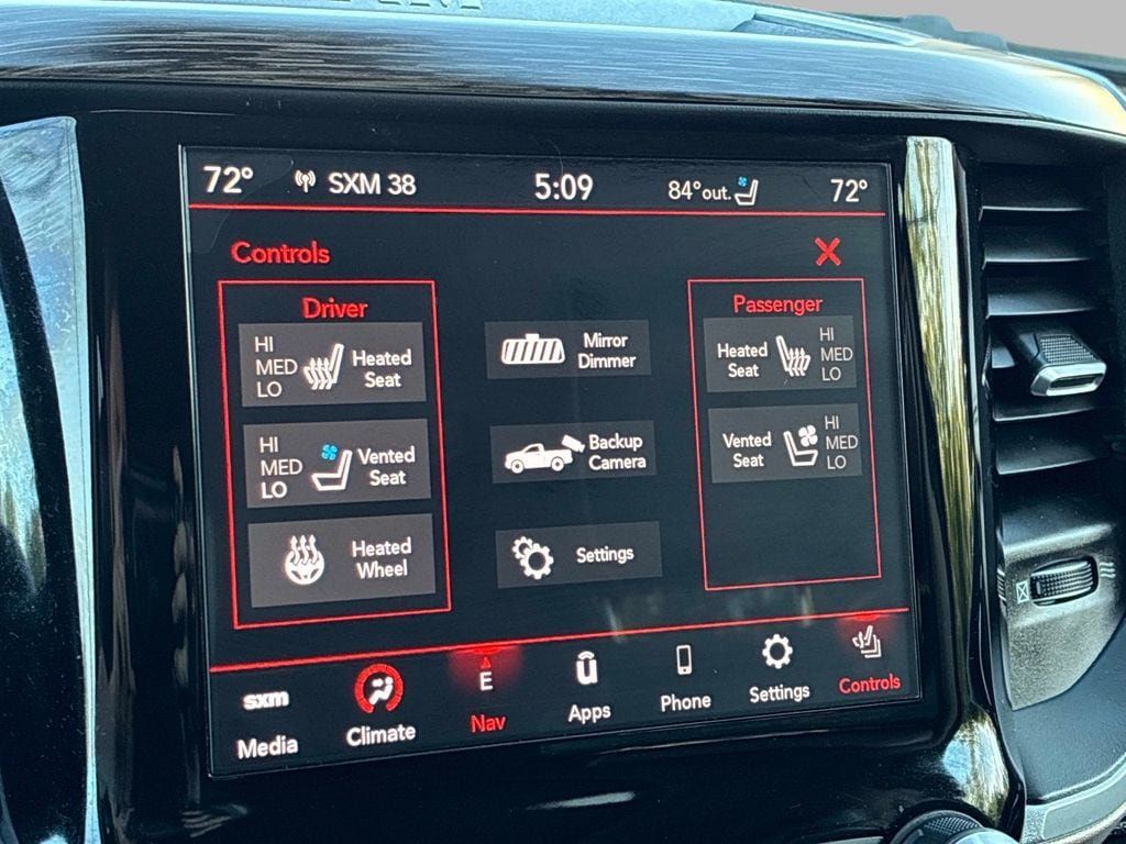 Used 2020 RAM 1500 Laramie AWD/4WD image 35