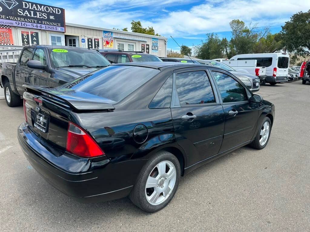 Used 2007 Ford Focus SES FWD image 7