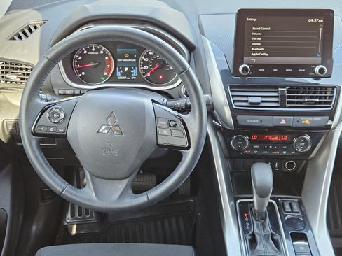 Used 2022 Mitsubishi Eclipse Cross SE FWD image 25