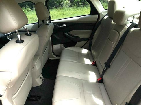 Used 2012 Ford Focus SEL FWD image 11