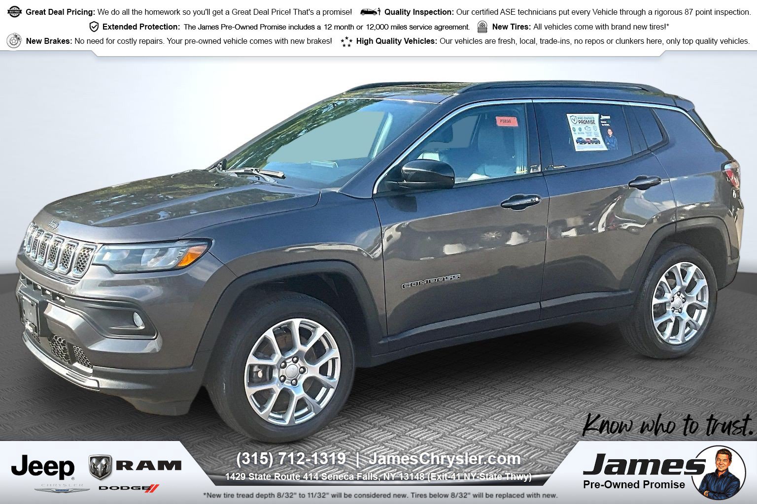 Used 2023 Jeep Compass Latitude w/ Sun and Sound Group AWD/4WD image 1