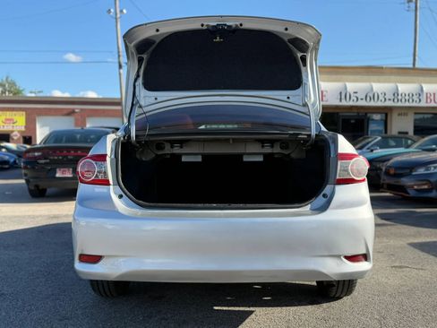 Used 2012 Toyota Corolla L FWD image 4