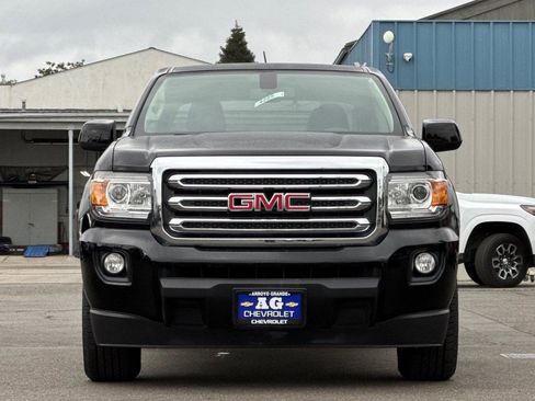 Used 2018 GMC Canyon SLE image 10