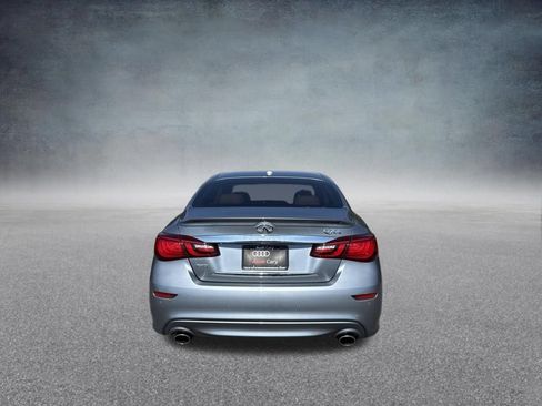 Used 2018 INFINITI Q70 L 3.7 w/ Sensory Package AWD/4WD image 4