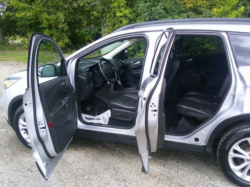 Used 2018 Ford Escape SEL image 7