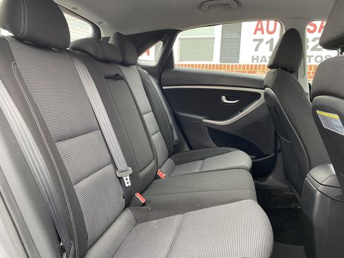 Used 2016 Hyundai Elantra GT image 21