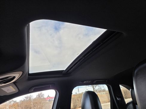 Used 2012 Porsche Cayenne S image 23