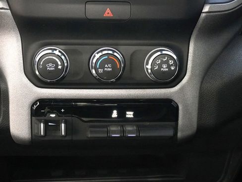 Used 2024 RAM 2500 Tradesman w/ Chrome Appearance Group image 16