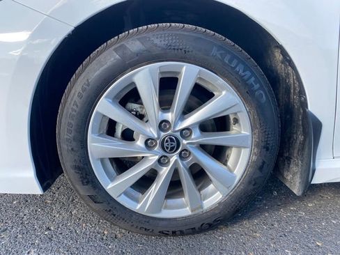 Used 2023 Toyota Camry SE image 20