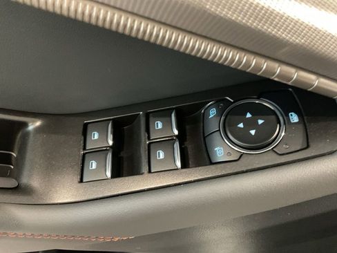 New 2026 Ford Explorer Active w/ Active Comfort Package image 10