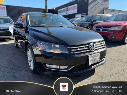 Used 2012 Volkswagen Passat 2.5 SEL Premium image 41