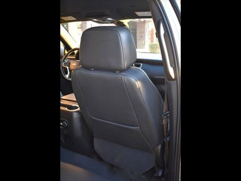 Used 2021 Chevrolet Tahoe LT image 28