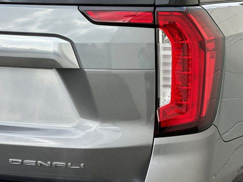 Certified 2021 GMC Yukon XL Denali w/ Denali Premium Package AWD/4WD image 40