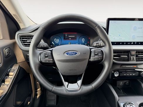 Used 2025 Ford Escape Platinum AWD/4WD image 13