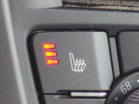 Used 2016 Buick Cascada Premium image 22