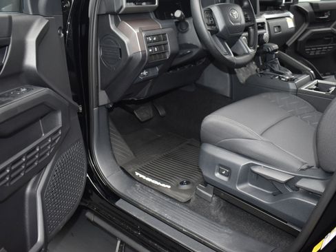 Used 2024 Toyota Tacoma SR5 image 12