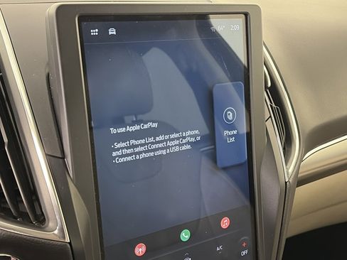 Used 2023 Ford Edge Titanium w/ Class II Trailer Tow Package image 19