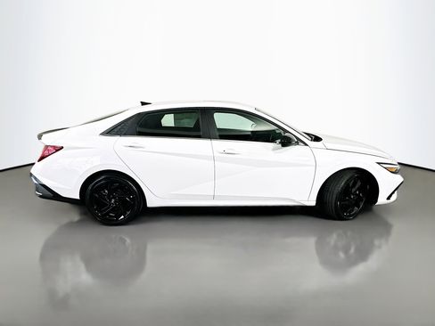 New 2026 Hyundai Elantra SEL Sport Premium FWD image 8