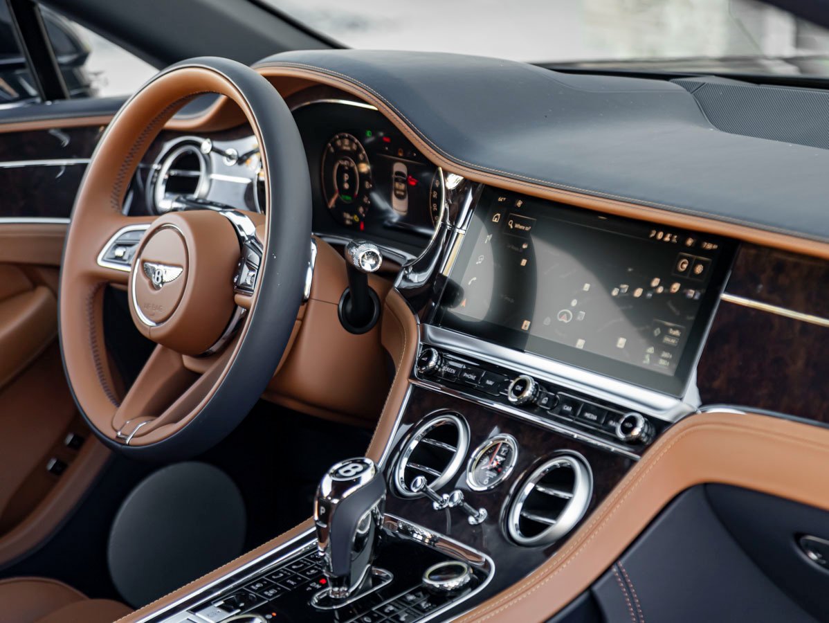 Used 2026 Bentley Continental GT AWD/4WD image 30