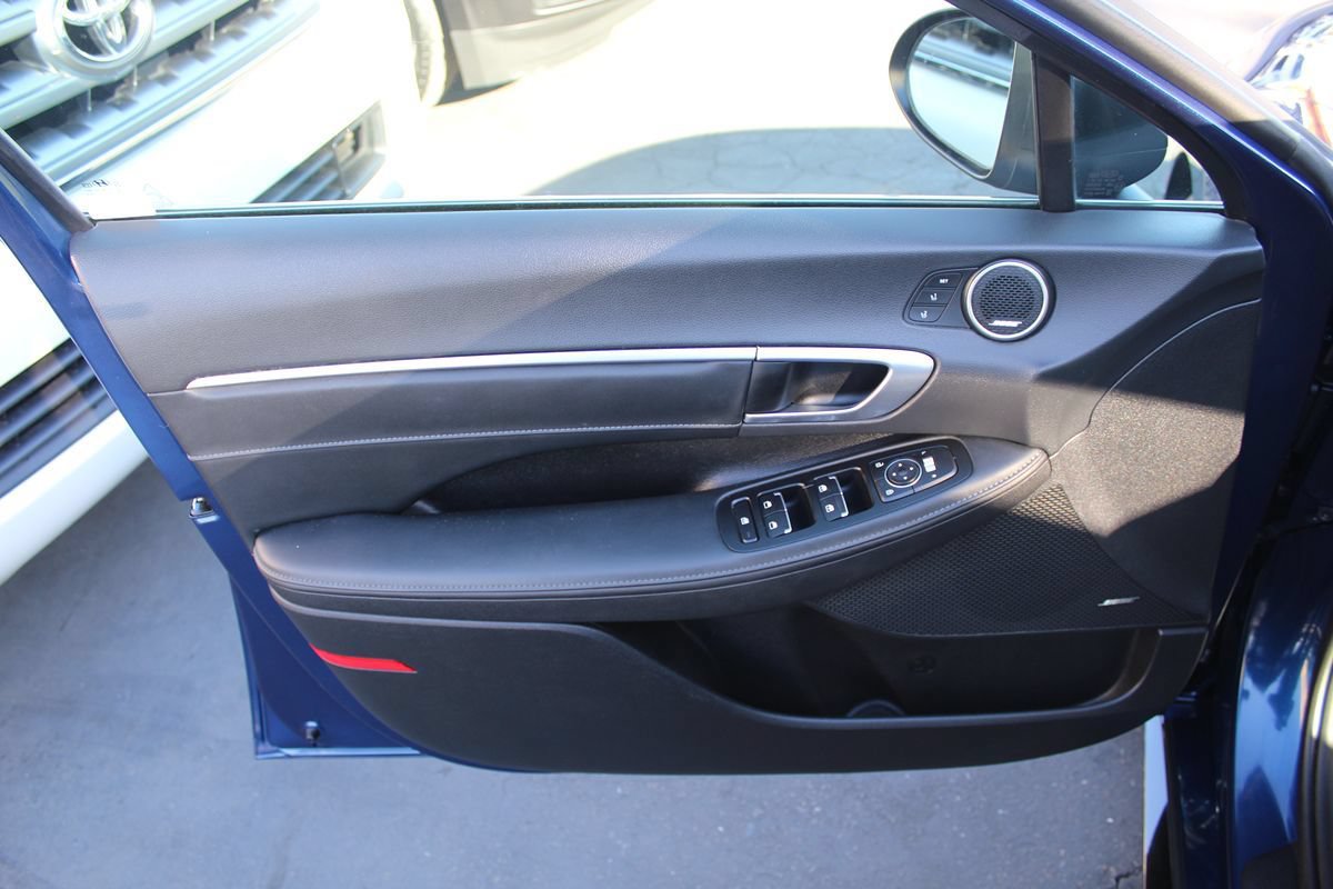 Used 2021 Hyundai Sonata Limited FWD image 19