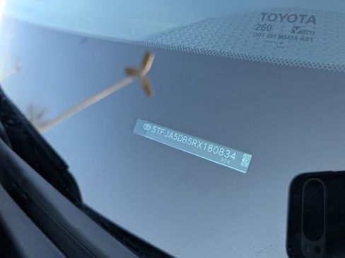 Used 2024 Toyota Tundra Limited image 40