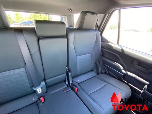 New 2026 Toyota 4Runner TRD Off-Road Premium AWD/4WD image 22