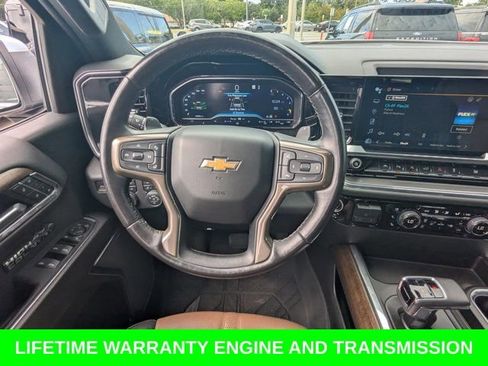 Used 2023 Chevrolet Silverado 1500 High Country w/ High Country Premium Package AWD/4WD image 17