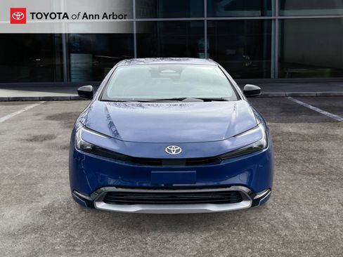 Used 2023 Toyota Prius XLE image 13