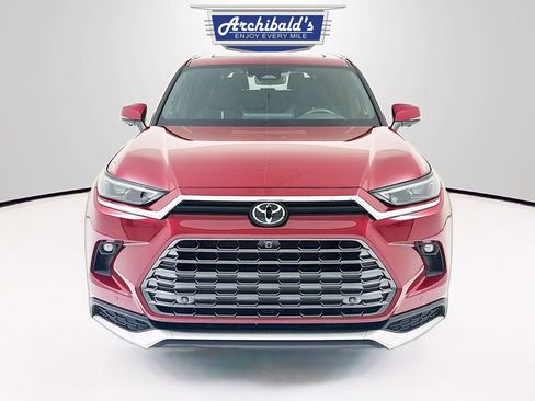 Used 2025 Toyota Grand Highlander MAX Platinum image 2