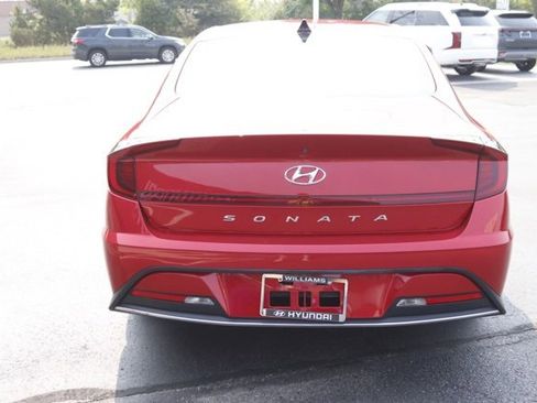 Used 2021 Hyundai Sonata SE image 4