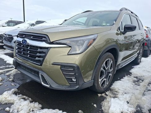 Certified 2024 Subaru Ascent Touring w/ Popular Package #2 image 3