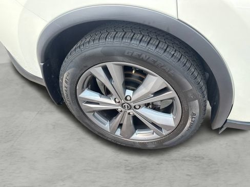 Used 2024 Nissan Murano Platinum w/ Cargo Package AWD/4WD image 9