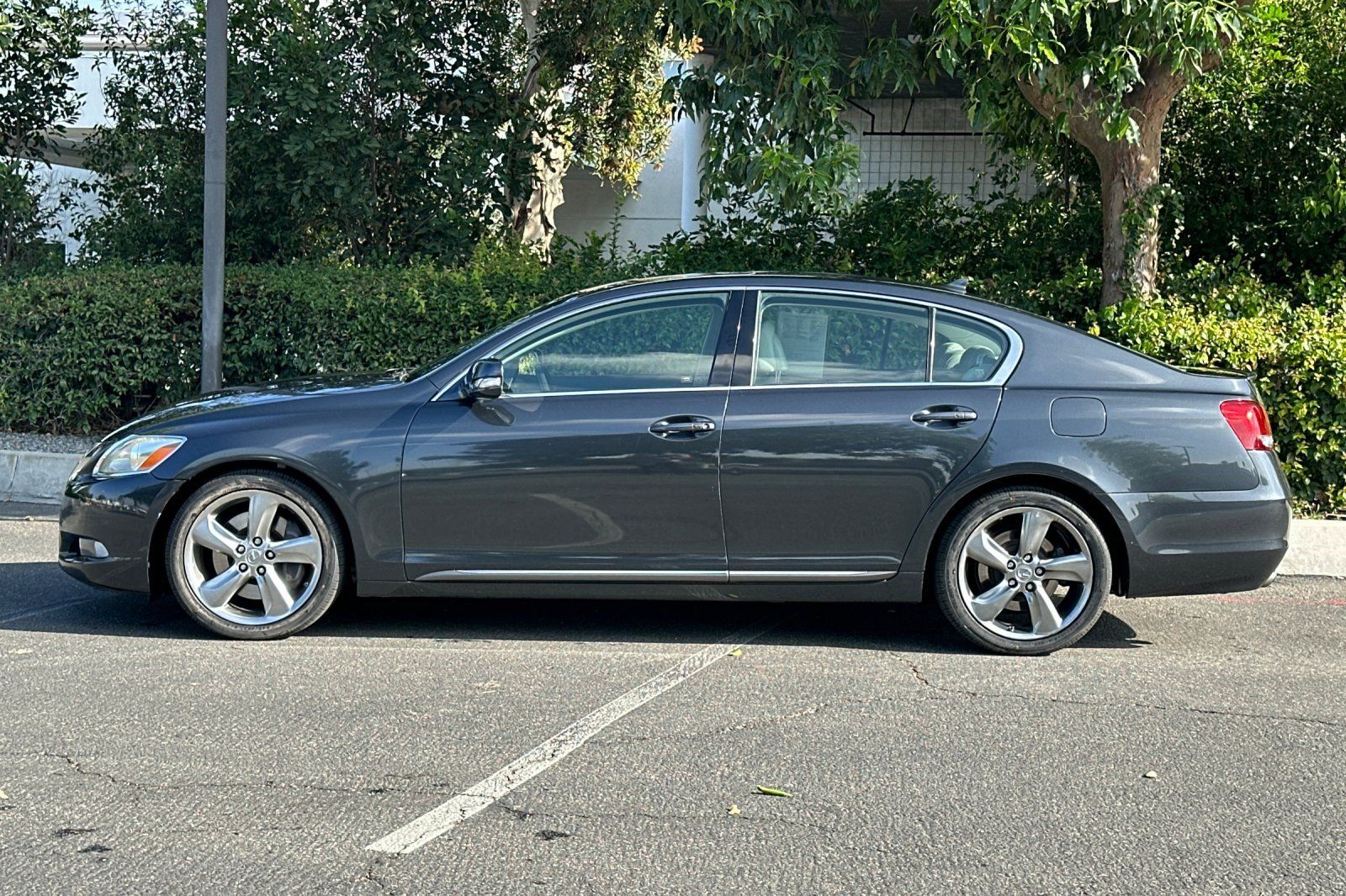 Used 2008 Lexus GS 350 w/ Preferred Accessory Pkg RWD image 2