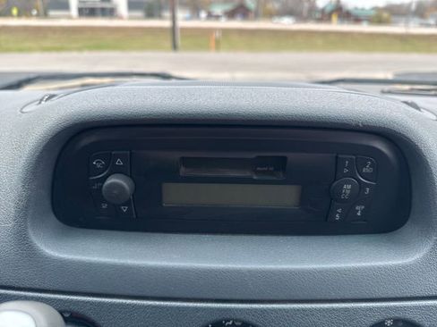 Used 2004 Dodge Sprinter 2500 w/ PWR Convenience Group image 31