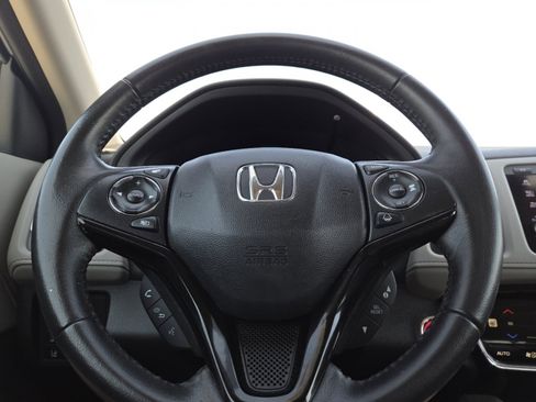 Used 2021 Honda HR-V EX-L image 28