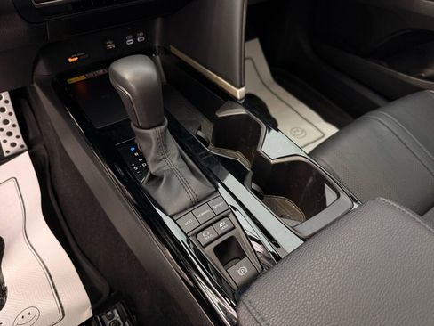 Used 2025 Toyota Camry XSE image 46