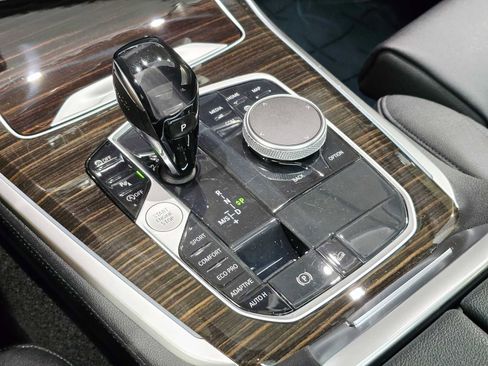 Used 2020 BMW X5 xDrive40i w/ Convenience Package image 16