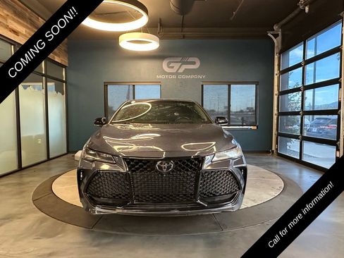 Used 2019 Toyota Avalon Touring w/ Advanced Safety Package FWD image 8