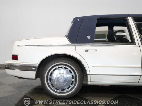 Used 1989 Cadillac Seville image 30